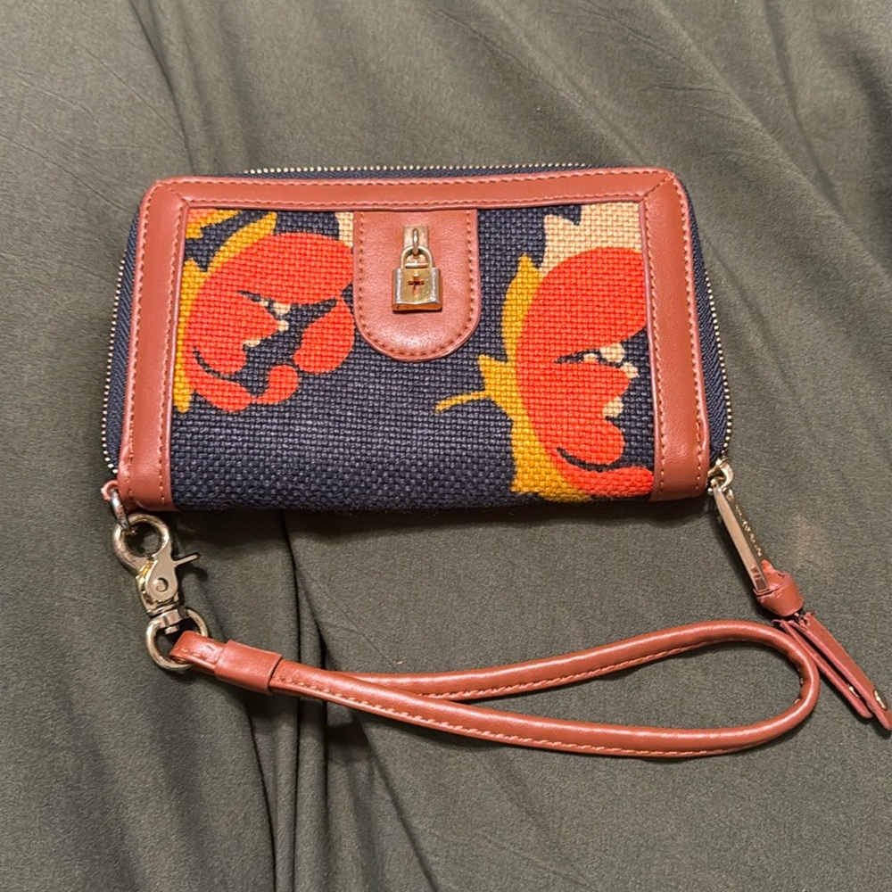 Spartina 449 wallet and wristlet